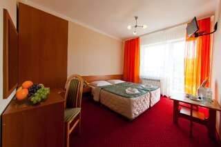 Курортные отели Rezydencja Izabella Висла Двухместный номер с 1 кроватью или 2 отдельными кроватями и балконом-6